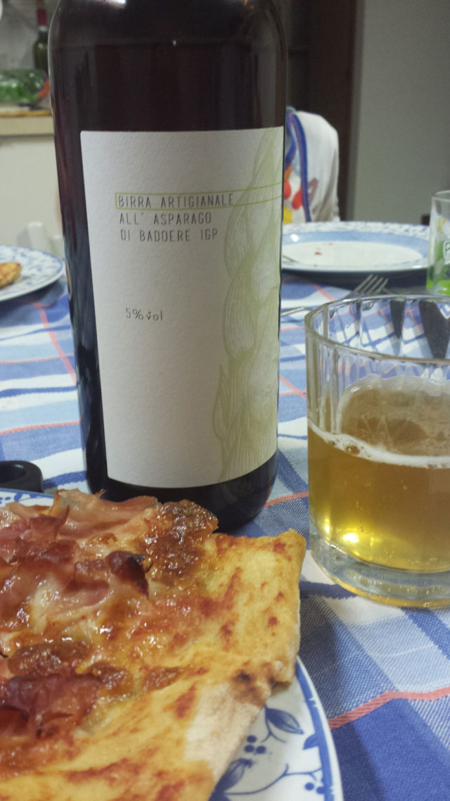 Pizza con gli asparagi viola e birra all’Asparago di Badoere I.G.P.